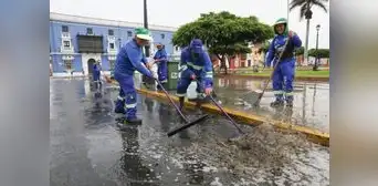 Trujillo: sorpresiva lluvia generó 42 aniegos en la ciudad Trujillo: sorpresiva lluvia generó 42 aniegos en la ciudad
