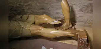 Detienen a turista estadounidense por dañar con un martillo estatua de Cristo en Jerusalén Detienen a turista estadounidense por dañar con un martillo estatua de Cristo en Jerusalén