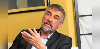 Raúl Molina: "No es la mejor manera, no contribuye a la paz decir que son todos unos terroristas” Raúl Molina: "No es la mejor manera, no contribuye a la paz decir que son todos unos terroristas”