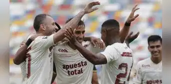 Las curiosas y virales frases que dejó el narrador del Universitario vs. Cantolao: "Ilumínanos, 'Lolo'" Las curiosas y virales frases que dejó el narrador del Universitario vs. Cantolao: "Ilumínanos, 'Lolo'"