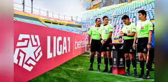 ¿Cómo se ejecuta un walk over y cuáles son los procedimientos para que el árbitro pite el final? ¿Cómo se ejecuta un walk over y cuáles son los procedimientos para que el árbitro pite el final?