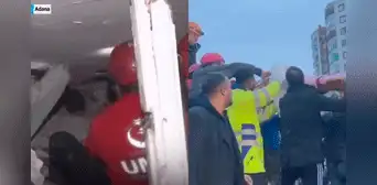 “No te duermas, háblanos y te compro chocolate”: emotivo rescate de niño tras terremoto en Turquía “No te duermas, háblanos y te compro chocolate”: emotivo rescate de niño tras terremoto en Turquía
