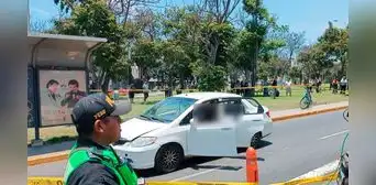 Fallecen dos menores de edad heridos de bala frente a Plaza San Miguel, según PNP Fallecen dos menores de edad heridos de bala frente a Plaza San Miguel, según PNP