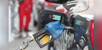 Precios de referencia de combustibles cayeron hasta en S/0,65 por galón esta semana