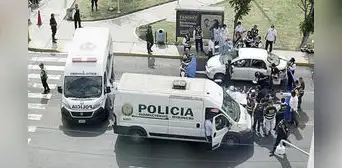 Sicarios asesinan a toda una familia en zona comercial de San Miguel Sicarios asesinan a toda una familia en zona comercial de San Miguel