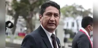 Perú Libre no presentará candidato a la segunda vicepresidencia de la Mesa Directiva, afirma Vladimir Cerrón Perú Libre no presentará candidato a la segunda vicepresidencia de la Mesa Directiva, afirma Vladimir Cerrón