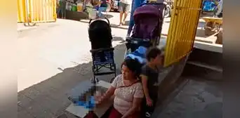 Bebé que dormía en cartón recibió cochecitos de mujeres solidarias en Tarapoto Bebé que dormía en cartón recibió cochecitos de mujeres solidarias en Tarapoto
