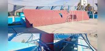 Techo de complejo deportivo se desplomó a pocos meses de haber sido inaugurado en Áncash Techo de complejo deportivo se desplomó a pocos meses de haber sido inaugurado en Áncash