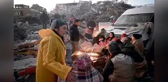 Terremoto en Turquía: esfuerzos por rescatar a más sobrevivientes Terremoto en Turquía: esfuerzos por rescatar a más sobrevivientes