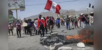 Gremios de Arequipa vuelven a calles por renuncia de Dina Boluarte Gremios de Arequipa vuelven a calles por renuncia de Dina Boluarte