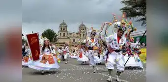 ¿Por qué se le dice Cax a la ciudad de Cajamarca? ¿Por qué se le dice Cax a la ciudad de Cajamarca?