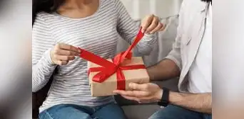 San Valentín: 60% de personas compran a última hora sus regalos San Valentín: 60% de personas compran a última hora sus regalos
