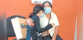 "Pensaba que ya no iba a vivir": madre donará riñón a su hija de 12 años