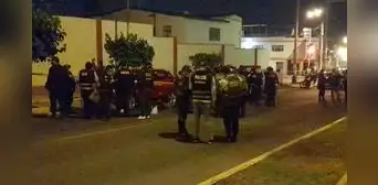 Asesinan a un lavador de carros en avenida del Cercado de Arequipa Asesinan a un lavador de carros en avenida del Cercado de Arequipa