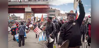 Sikuris conmueven con su presentación en la conmemoración de la masacre de Juliaca Sikuris conmueven con su presentación en la conmemoración de la masacre de Juliaca