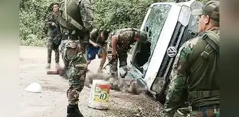 Narcoterroristas emboscaron y asesinaron a 7 policías en el Vraem Narcoterroristas emboscaron y asesinaron a 7 policías en el Vraem
