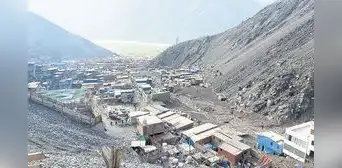 Arequipa: proponen reubicar Secocha por ser zona de peligro