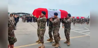 Emboscada en el Vraem: trasladan a Lima restos de seis policías asesinados por narcoterroristas Emboscada en el Vraem: trasladan a Lima restos de seis policías asesinados por narcoterroristas