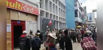 Puno: reportan desabastecimiento de dinero en el Banco de la Nación en Juliaca Puno: reportan desabastecimiento de dinero en el Banco de la Nación en Juliaca