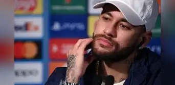 Neymar reconoce pelea en el vestuario tras las 2 derrotas consecutivas del PSG: "Es algo normal" Neymar reconoce pelea en el vestuario tras las 2 derrotas consecutivas del PSG: "Es algo normal"