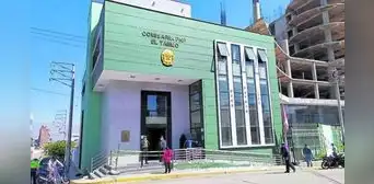 Huancayo: bebé muere tras resbalar de los brazos de su mamá y caer sobre botellas de cerveza Huancayo: bebé muere tras resbalar de los brazos de su mamá y caer sobre botellas de cerveza