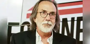 Hernán Chaparro: "Error de Boluarte fue irse al establishment. Se ha ubicado con los políticos tradicionales"