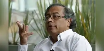 Comisión de Relaciones Exteriores del Congreso acuerda declarar persona no grata a Gustavo Petro Comisión de Relaciones Exteriores del Congreso acuerda declarar persona no grata a Gustavo Petro