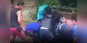 Niña muere ahogada en una alcantarilla cuando jugaba con su pelota en Junín Niña muere ahogada en una alcantarilla cuando jugaba con su pelota en Junín