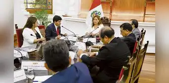 Dina Boluarte retrasa aplicación de ley sobre la Sunedu
