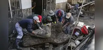 Arequipa: cauce que fue reducido se desbordó e inundó más de 100 casas Arequipa: cauce que fue reducido se desbordó e inundó más de 100 casas