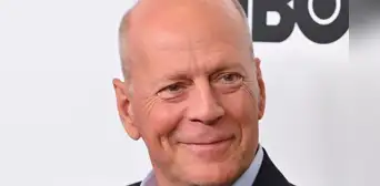 Familiares de Bruce Willis revelan que el actor padece demencia frontotemporal Familiares de Bruce Willis revelan que el actor padece demencia frontotemporal