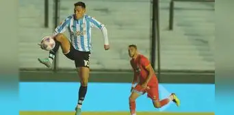 Con Paolo Guerrero, Racing venció 3-0 a Arsenal por la Liga Argentina 2023 Con Paolo Guerrero, Racing venció 3-0 a Arsenal por la Liga Argentina 2023