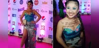 Milena Warthon luce traje hecho a base de reciclaje en Viña del Mar y fuerte mensaje en el pecho Milena Warthon luce traje hecho a base de reciclaje en Viña del Mar y fuerte mensaje en el pecho