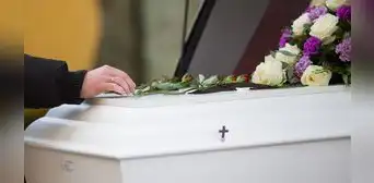 Si un pariente fallece, ¿qué gastos cubre el SIS y cuánto es el subsidio para la familia?