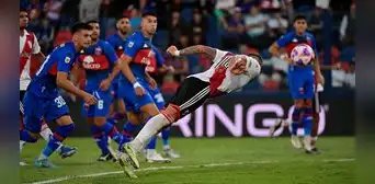 Con gol de González Pírez, River Plate derrotó 1-0 a Tigre por la Liga Profesional Argentina Con gol de González Pírez, River Plate derrotó 1-0 a Tigre por la Liga Profesional Argentina