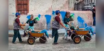 “¡Échate, caramba, no te levantes!”: mujeres son captadas retirándose del carnaval en Cajamarca