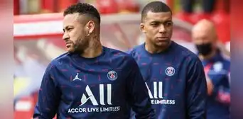 Mbappé desmiente críticas a Neymar por sus salidas a comer y jugar póker Mbappé desmiente críticas a Neymar por sus salidas a comer y jugar póker