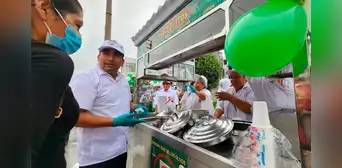 Los Olivos: celebraron Día del Emolientero regalando más de 3.000 desayunos a los vecinos Los Olivos: celebraron Día del Emolientero regalando más de 3.000 desayunos a los vecinos