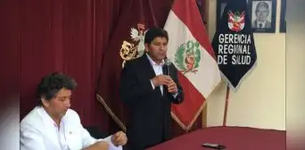 Gobernador de Arequipa respalda a su nuevo gerente de Salud a pesar de que desató renuncias Gobernador de Arequipa respalda a su nuevo gerente de Salud a pesar de que desató renuncias