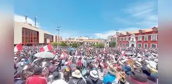 Puno insiste en paro indefinido por renuncia de Dina Boluarte Puno insiste en paro indefinido por renuncia de Dina Boluarte