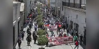 En Arequipa y Cusco protestas pierden contundencia