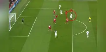¡Lo perdía y ahora golea! Benzema anota el 4-2 para el Madrid con complicidad de Alisson