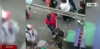 Gamarra: delincuentes fingían ser jaladores mientras robaban las pertenencias de compradores Gamarra: delincuentes fingían ser jaladores mientras robaban las pertenencias de compradores