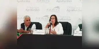 Ministra de Agricultura sostiene que el adelanto de elecciones está en manos del Congreso Ministra de Agricultura sostiene que el adelanto de elecciones está en manos del Congreso