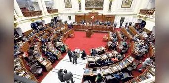 Congreso: parlamentarios justifican privilegios con frases ‘célebres’ Congreso: parlamentarios justifican privilegios con frases ‘célebres’