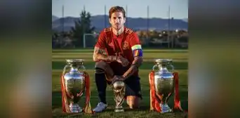 Sergio Ramos renuncia a la selección española: "El seleccionador me comunicó que no cuenta ni va a contar conmigo" Sergio Ramos renuncia a la selección española: "El seleccionador me comunicó que no cuenta ni va a contar conmigo"