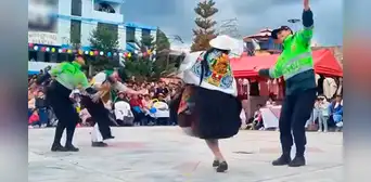 Lo llevan en la sangre: policías se roban el show en concurso de huaylarsh en Huancayo