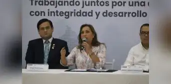 Dina Boluarte ante anuncio de huelga docente: “No pueden boicotear el inicio de clases” Dina Boluarte ante anuncio de huelga docente: “No pueden boicotear el inicio de clases”