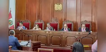 El Tribunal Constitucional está destruyendo el régimen democrático del país El Tribunal Constitucional está destruyendo el régimen democrático del país