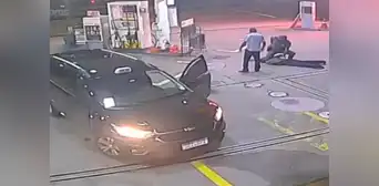 Taxista choca su auto contra patrullero de la Policía para escapar de un intento de secuestro